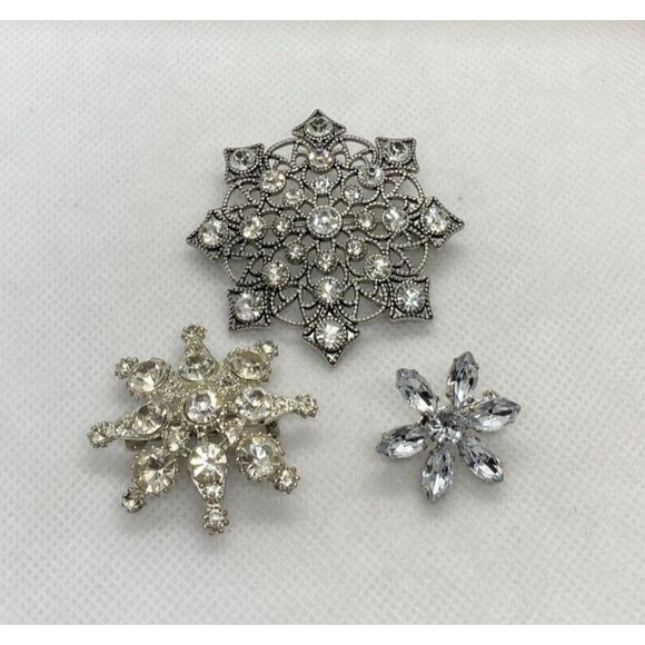 Vintage‎ Lot of 3 Silver Tone Pin Brooch Clear Rhinestone Flower Geometric - Picture 1 of 13